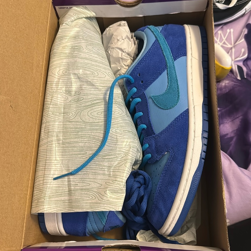 Nike SB Dunk Low Pro Blue Raspberry